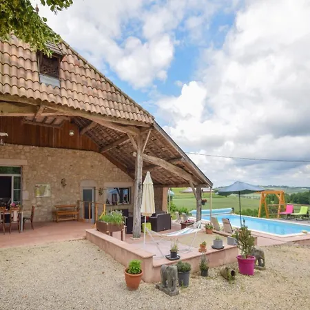 Stylish Holiday In With Garden Prázdninový dům Castelmoron-sur-Lot